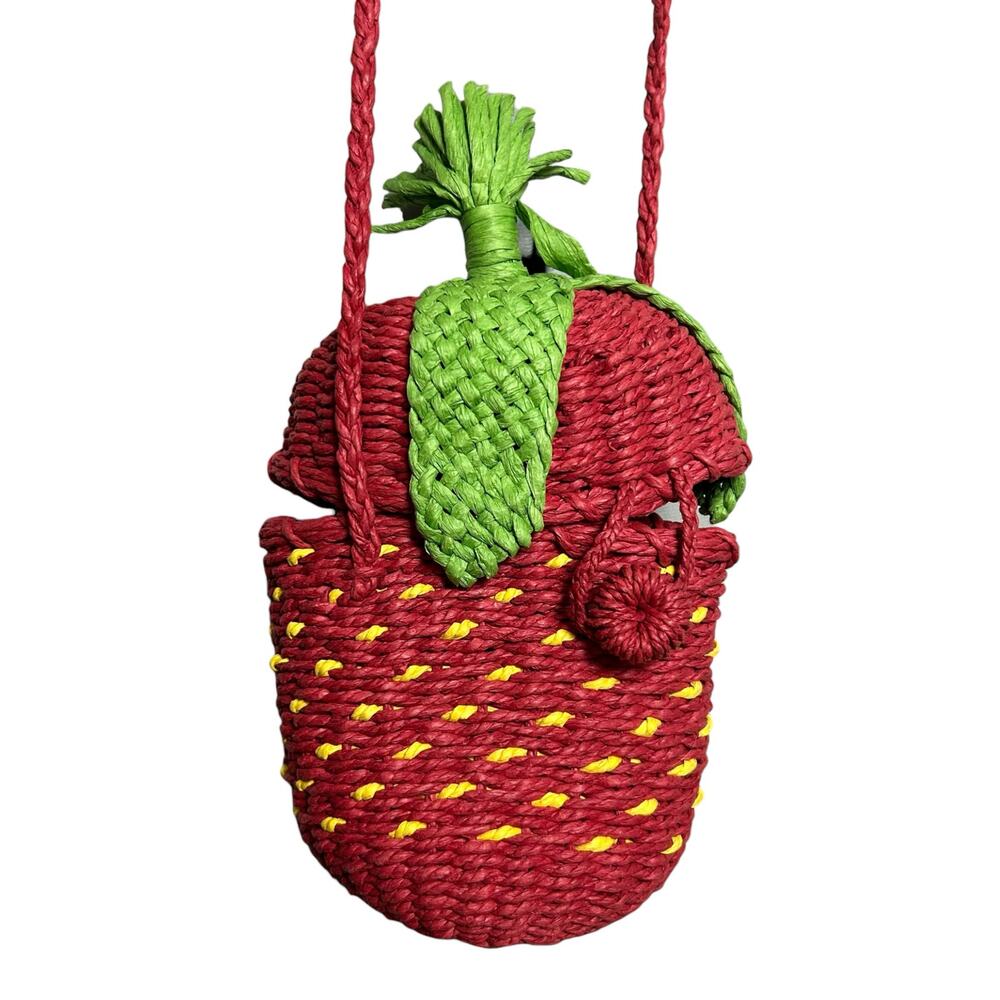 NWT Ceremonia Strawberry Basket Bag